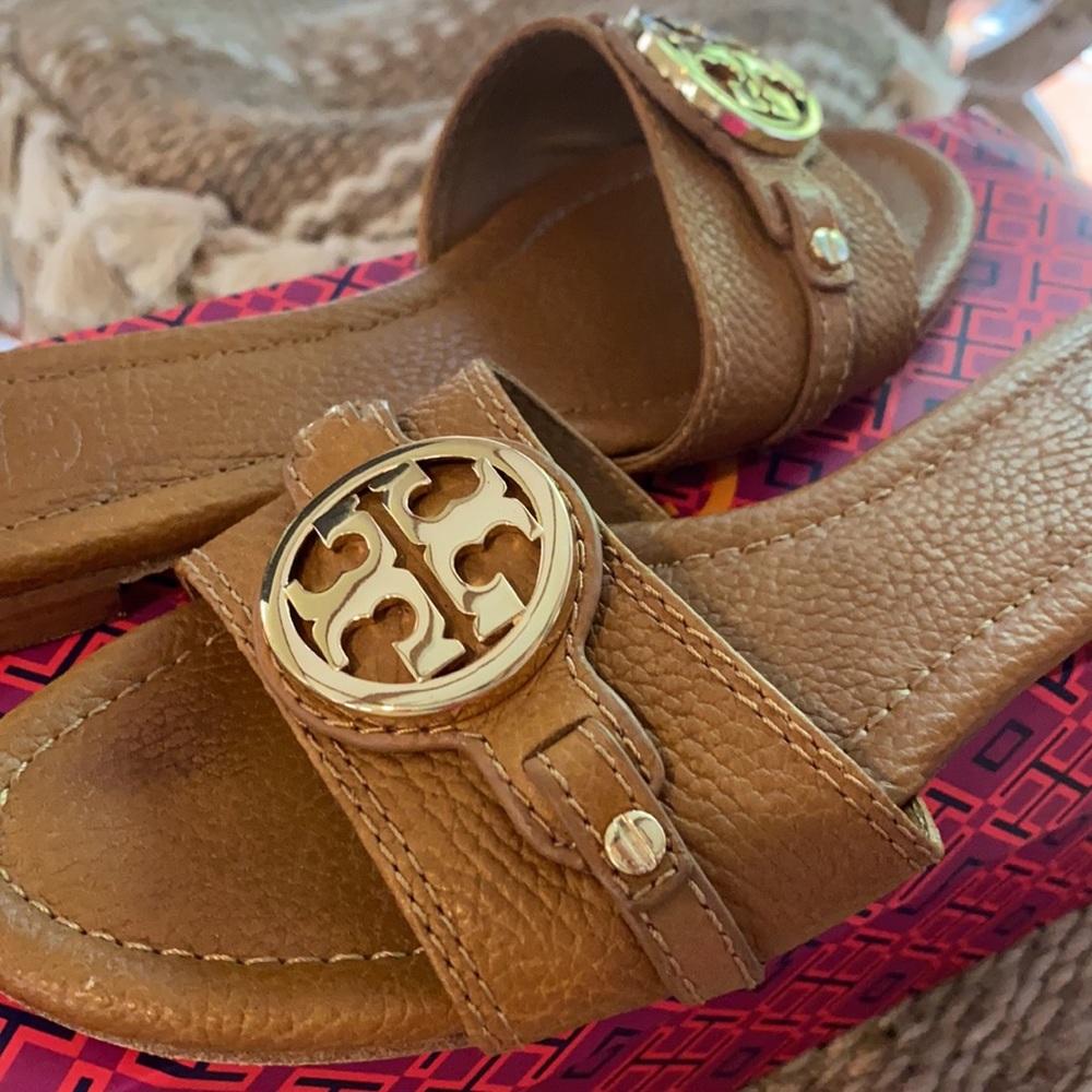 Tory Burch Tan Leather Slide Sandals with Gold Logo